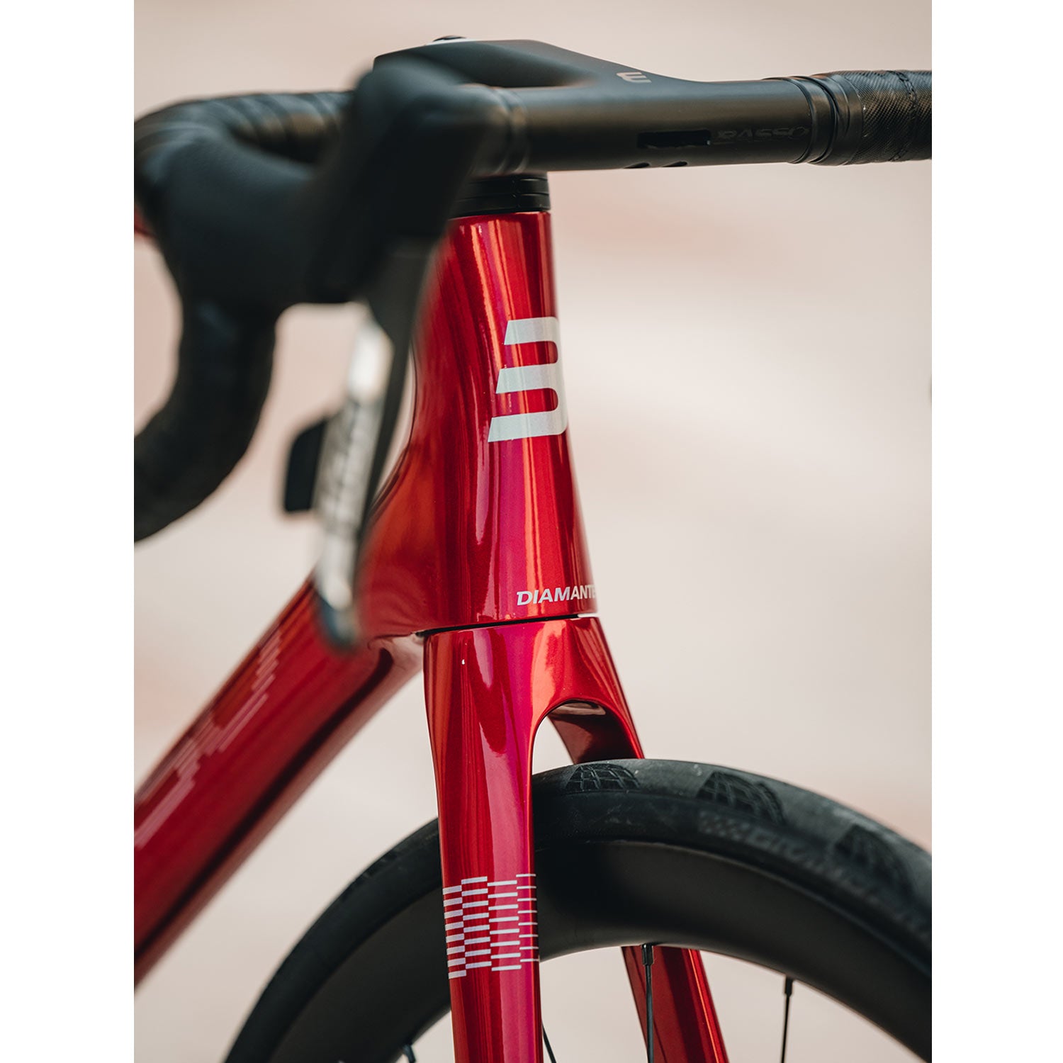 Basso Diamante Frameset Candy Red Fade