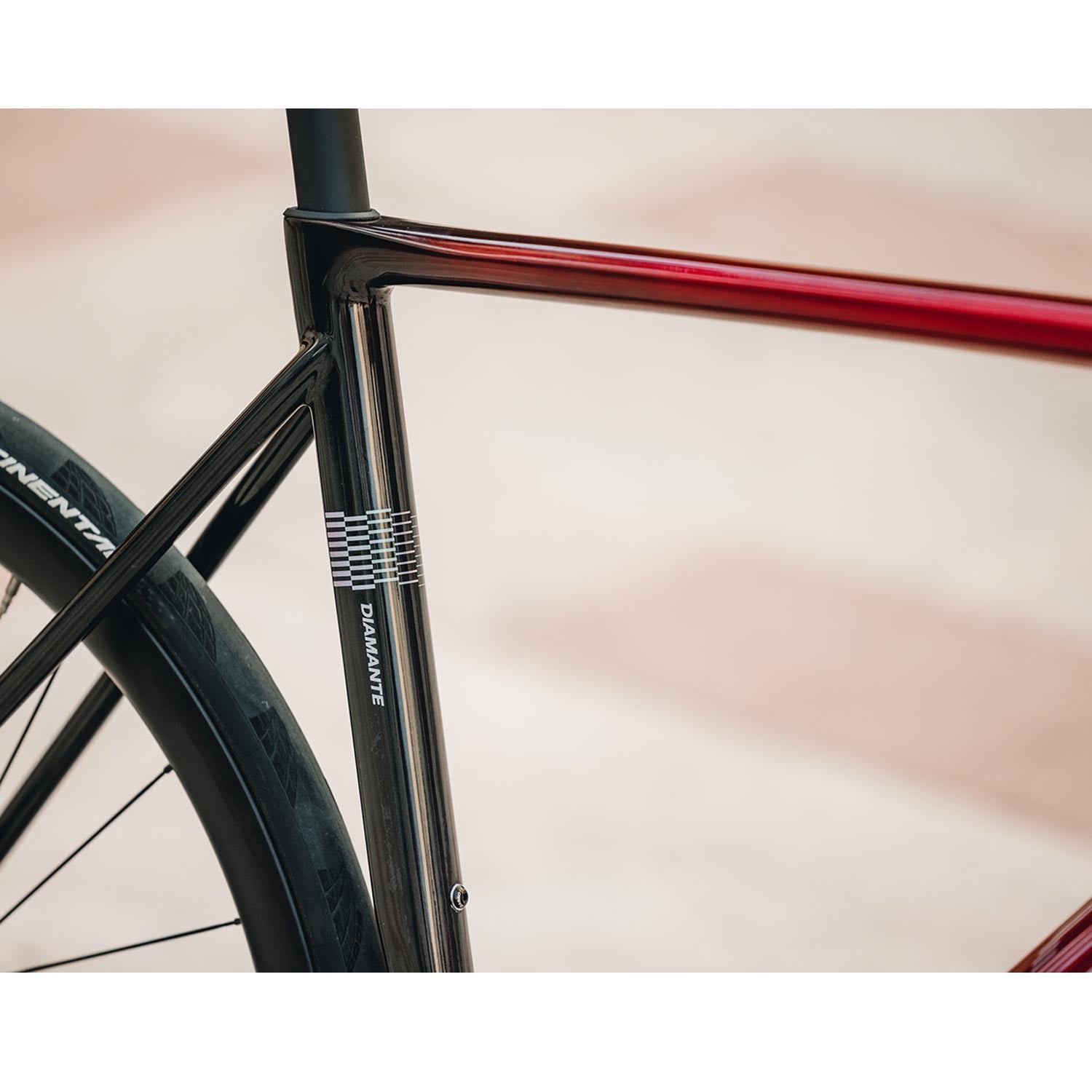 Basso Diamante Frameset Candy Red Fade